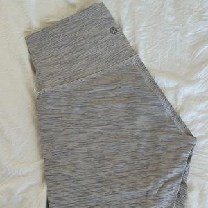 Lululemon Wunder leggings size 4
